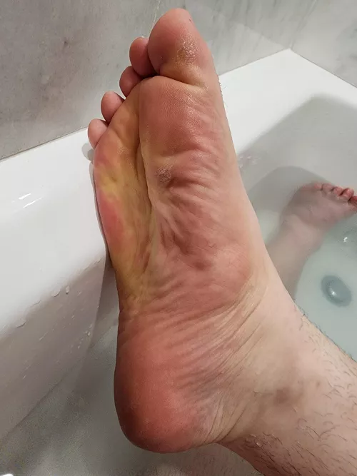 just enjoying the water, hope you like my sole;)