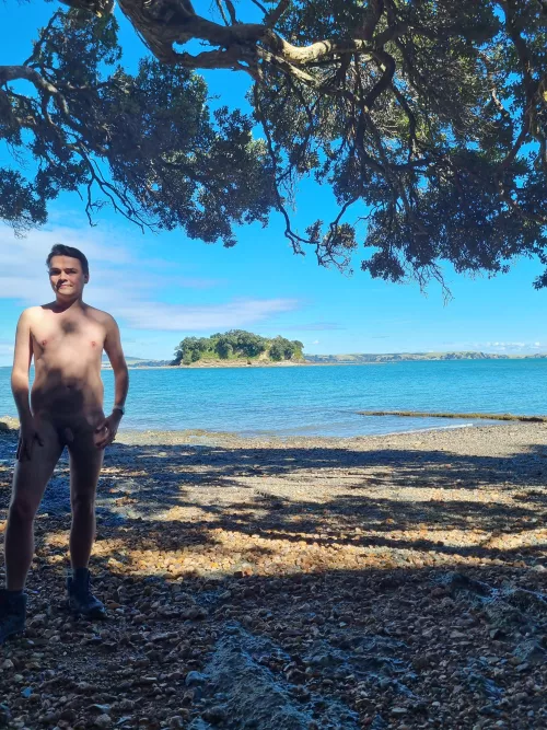 Kia Ora, Aotearoa. Good morning, New Zealand