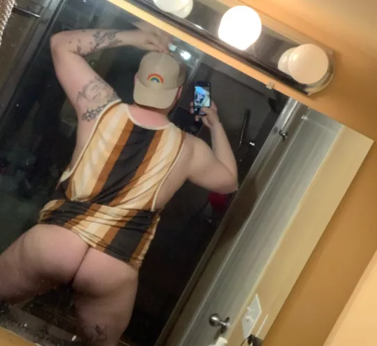 Needing some attention right now 😈