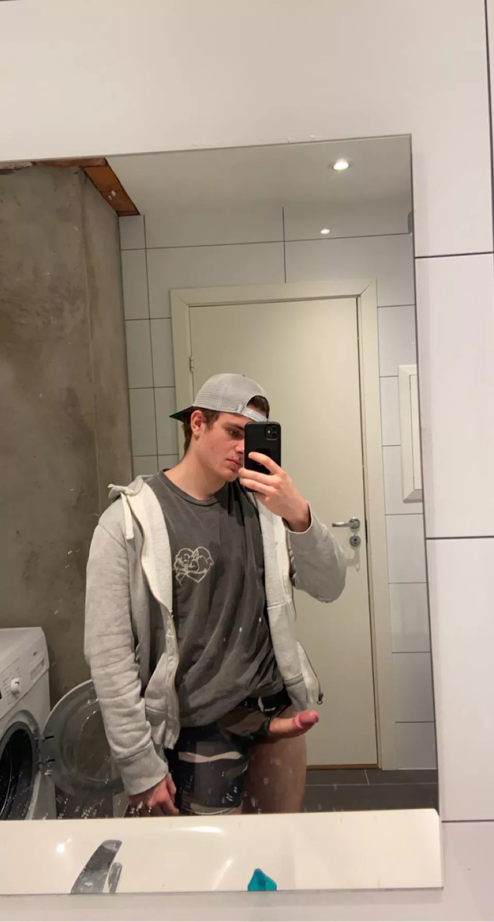 New account… feel free to dm me (M4F)