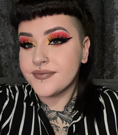 No filter! Would anyone be interested in a GRWM Live?🥵💗