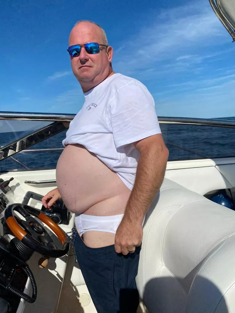 Roll on the Summer for briefs exposure 😜