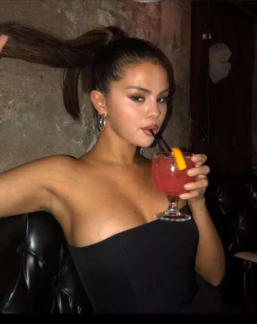 Selena gomez