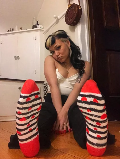 ✨selling✨this pair is still available , 3 day wear $45 includes shipping and tracking ❤️