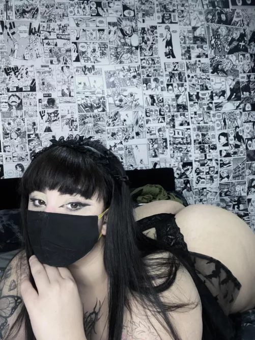 tell me if you'd spank my ass on the first date :P