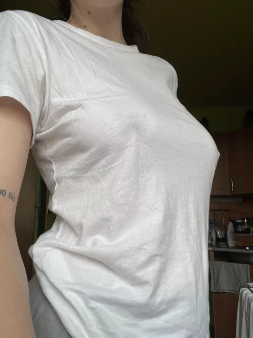 They always look hot in white T-shirts!