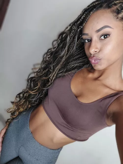 This is my today's outfit. Send me yours!