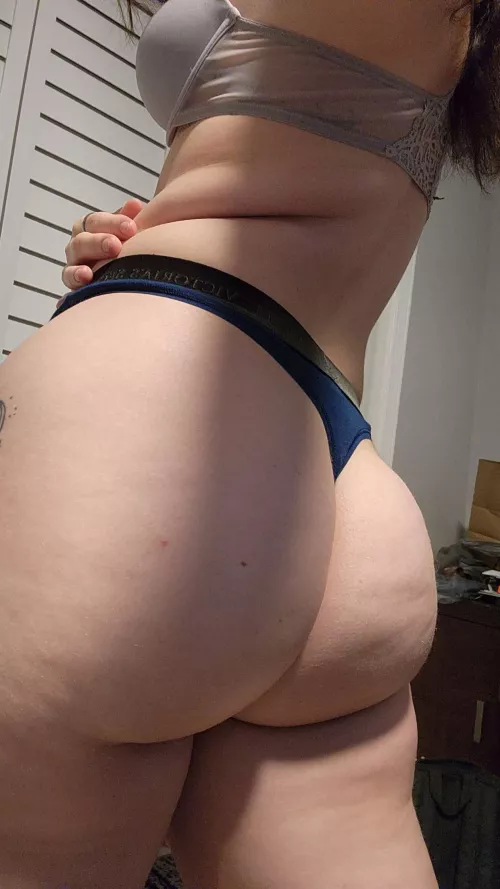 wanna see it jiggle?🍑👅