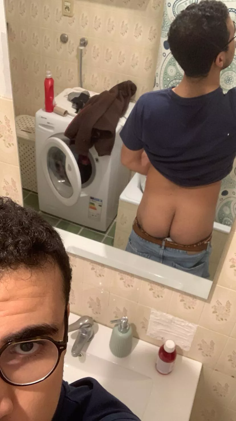 what do you think about my ass? I’m a bottom fag ready to take any dom alpha cock, dm for more