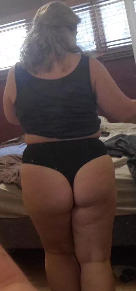 what do you think of the wife's new bathing suit?