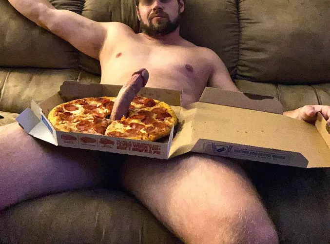 Who ordered the big sausage pizza?😈