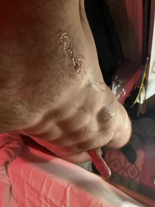 who wants to lick this up for daddy? my twink said he’d share my yummy load with you 😛💦