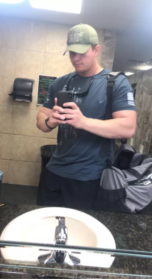 You like big guys? Hope so, 6’5 270lb. Keeping it mild today