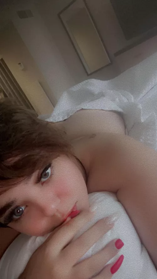 Your slut is waiting for her breakfast.