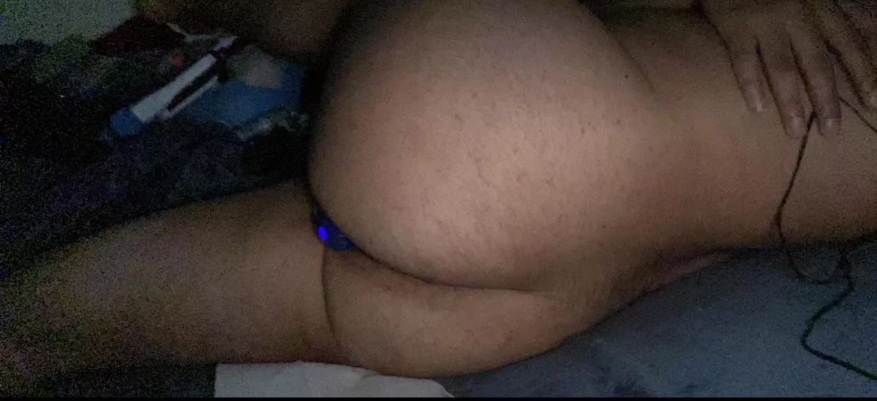 20 dm me for a quick nut