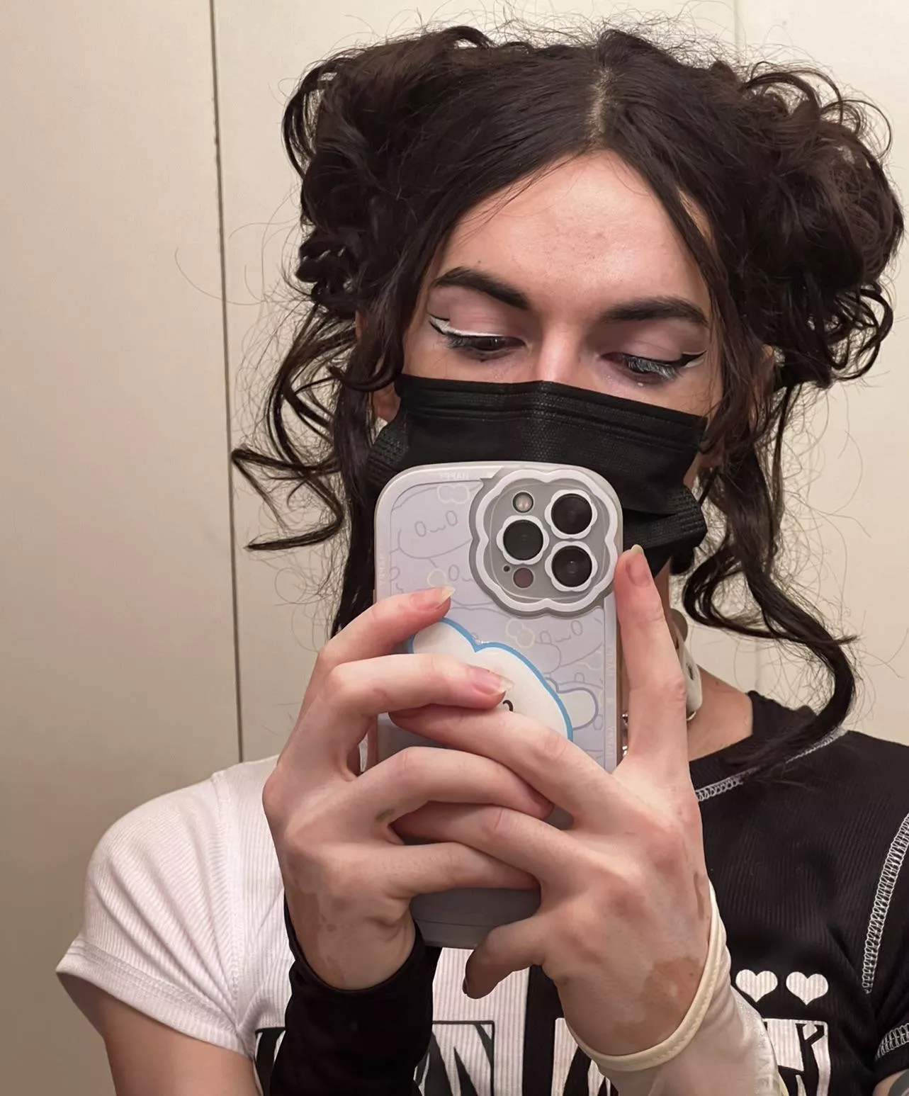 Any asymmetry fans :3