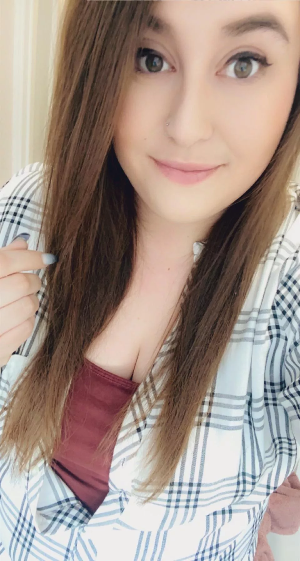 Anyone else do weird things with their hands when they take a selfie? Or is it just me 🙃