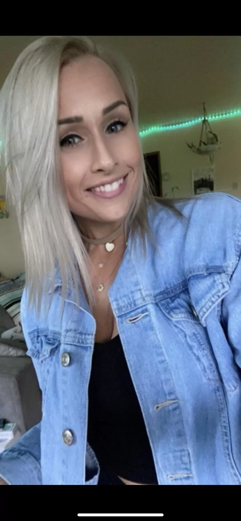 Blue Jean cutie 😘