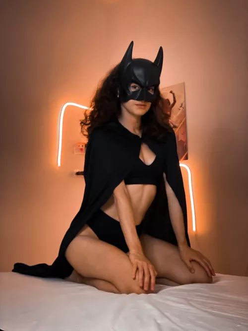 Cute and nerdy by day 🤍