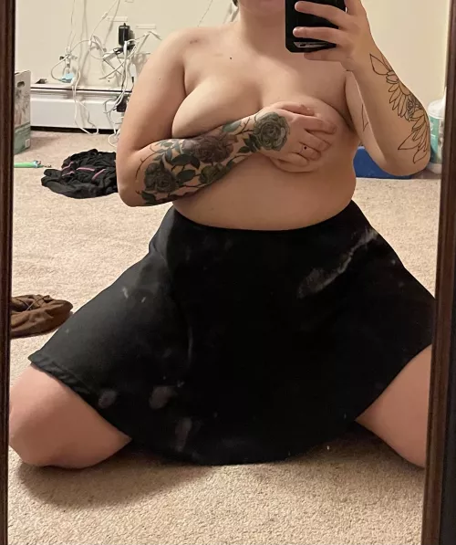 Dirty Mirror, Dirtier Girl