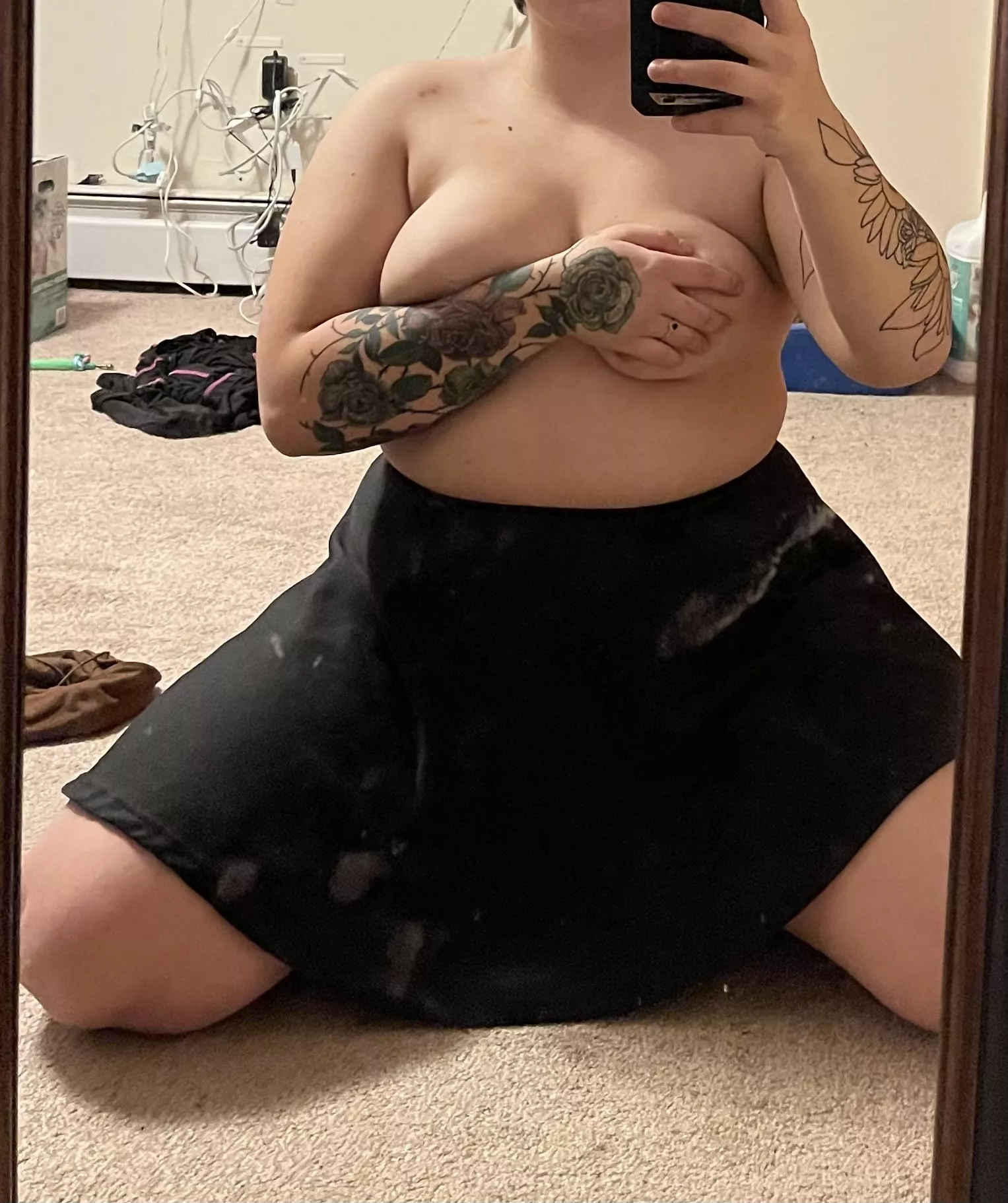 Dirty Mirror, Dirtier Girl