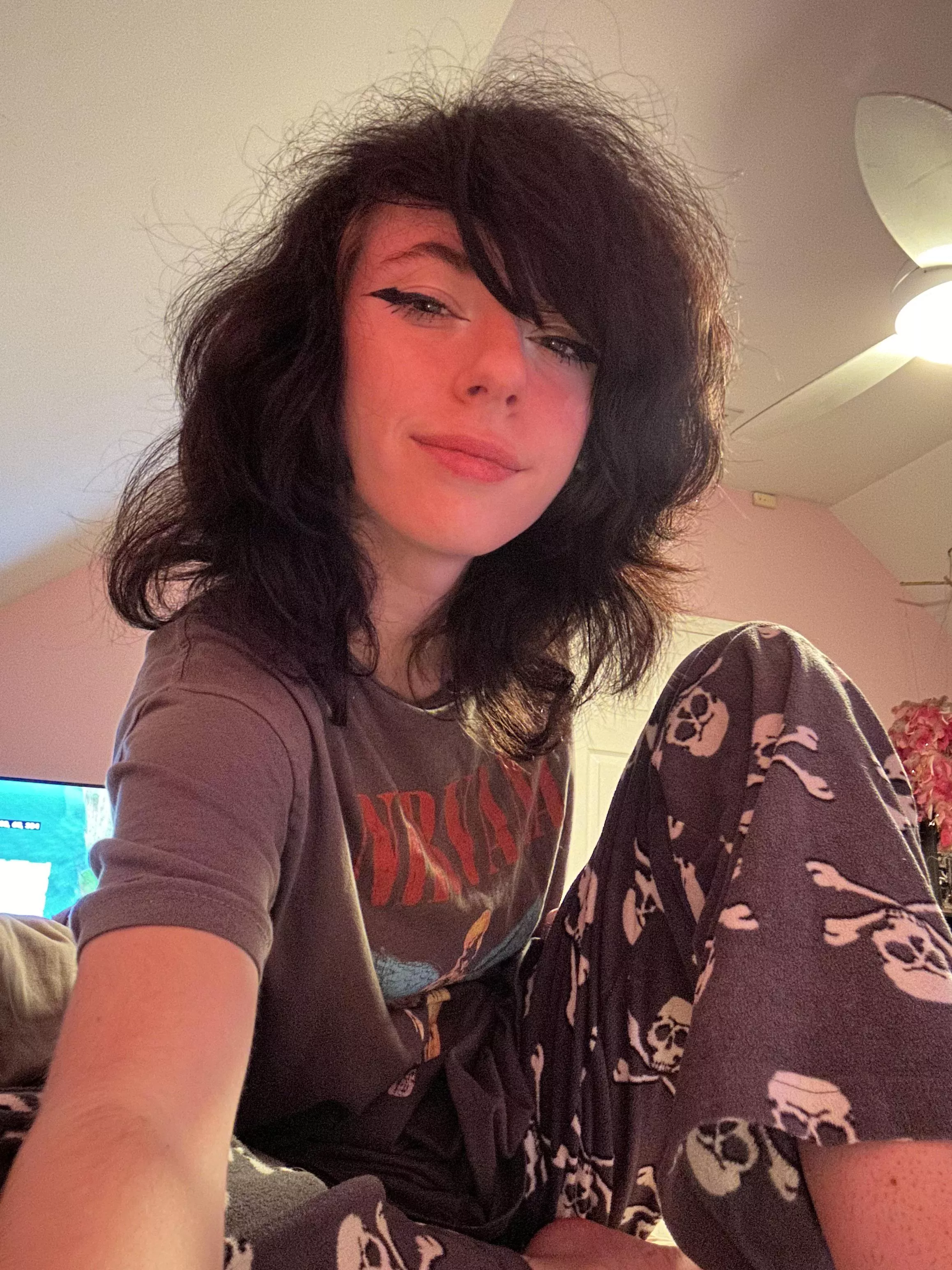 Do u like my skull pajama pants? 😎