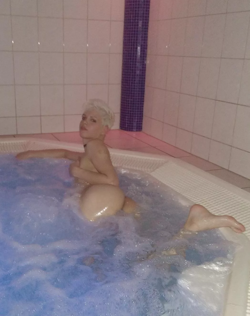 Do you like my feet? 💋