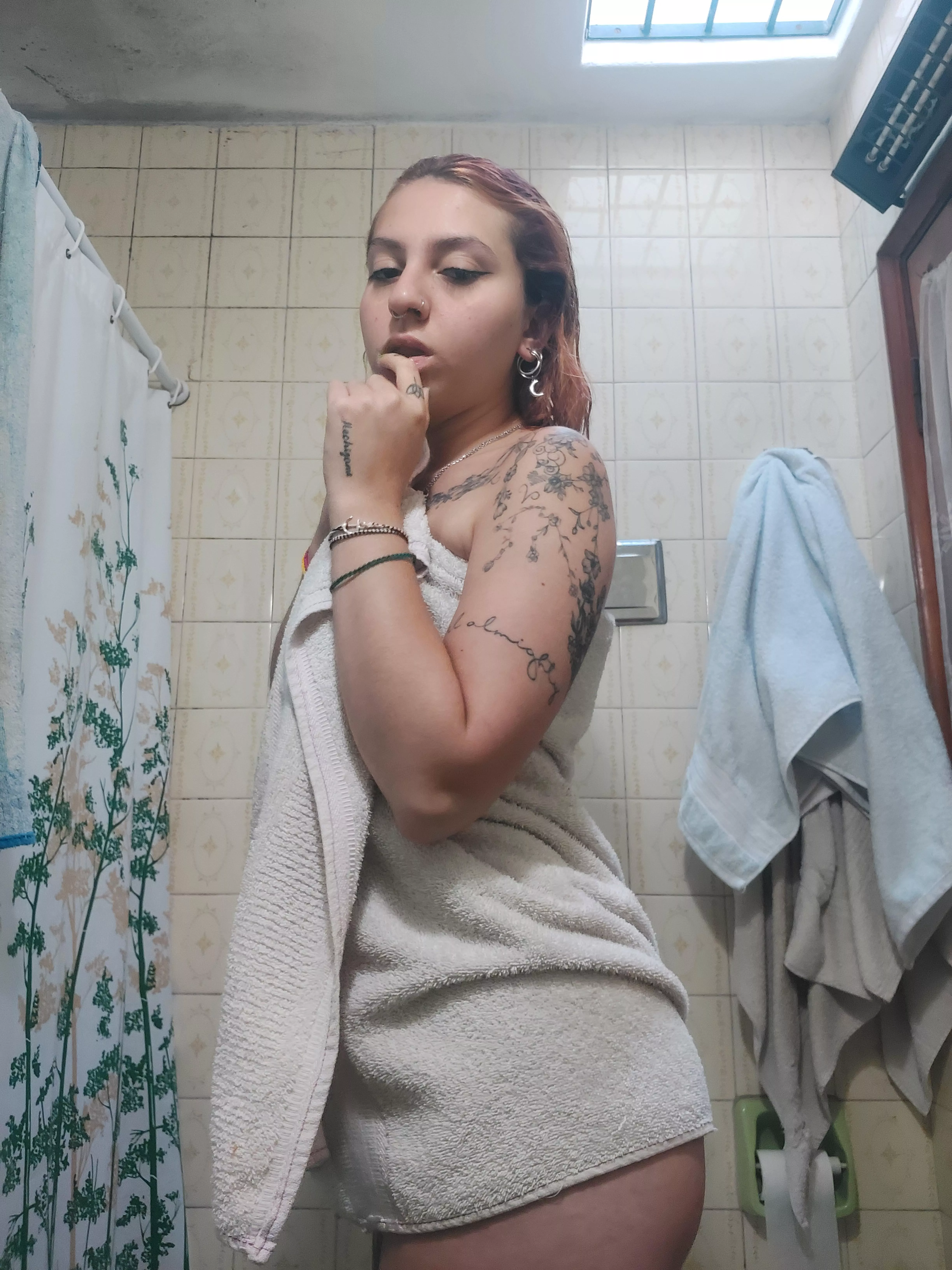 do you want to go to shower with me ?
