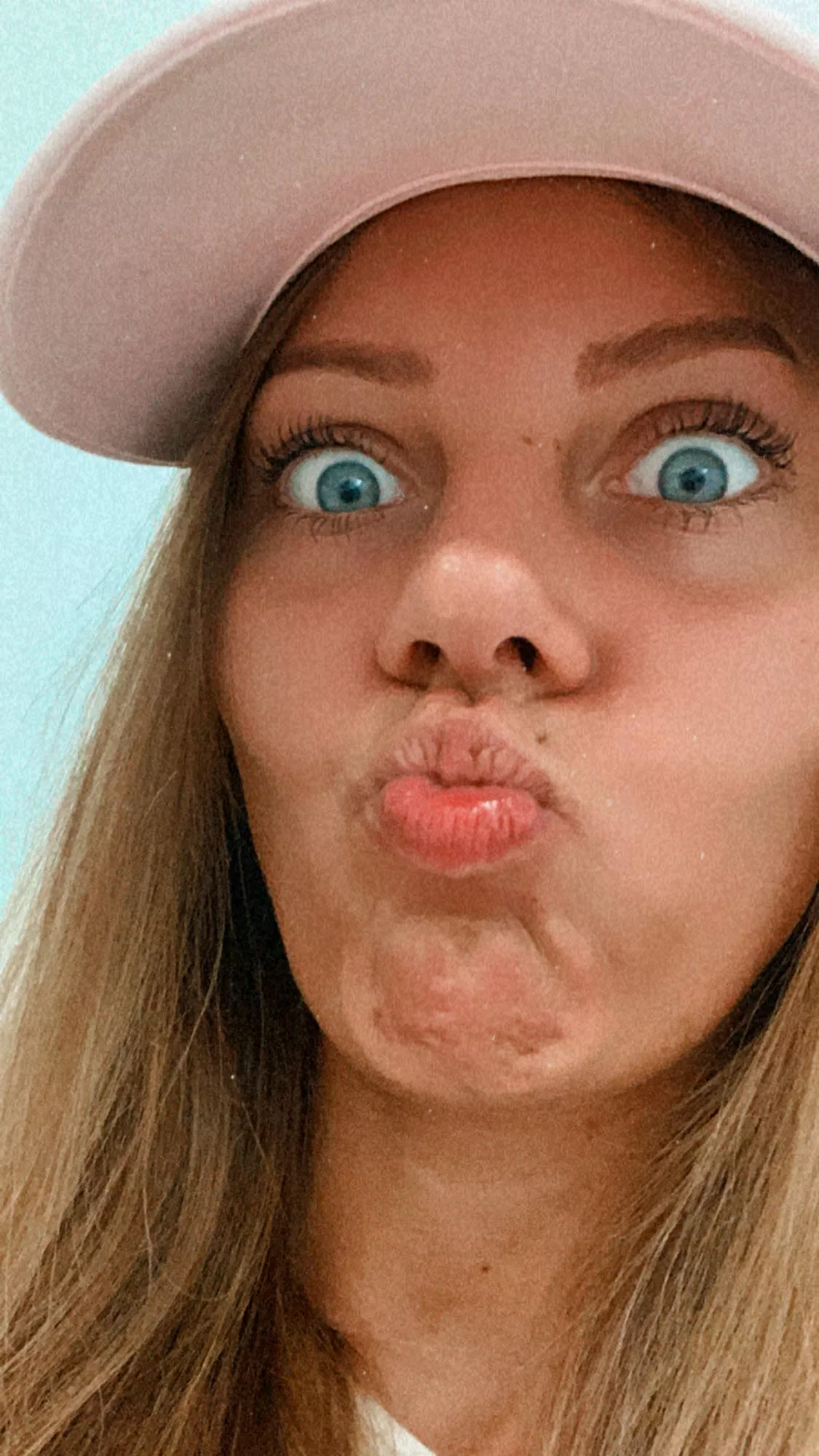 Felt cute might delete later 🐭