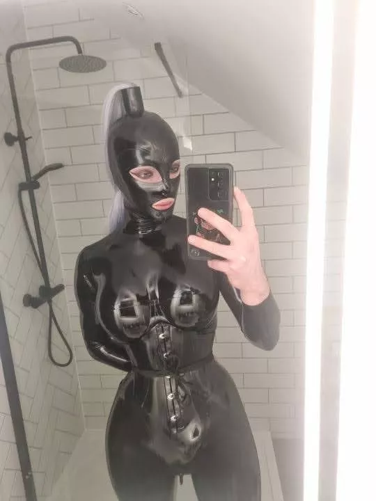 Got a new ponytail hood, what does everyone think? 😊