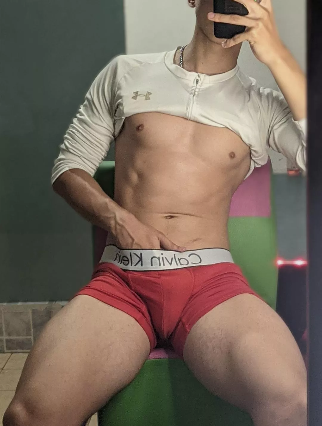 got really horny after the gym, wanna help? 🔥