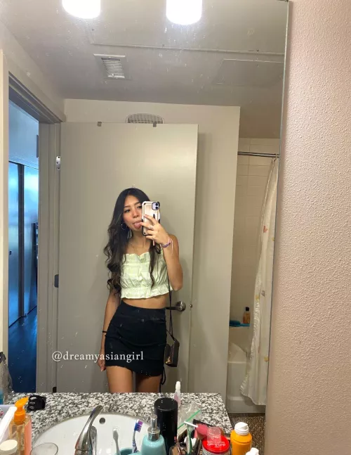 Heard you have a thing for petite college girls? :)