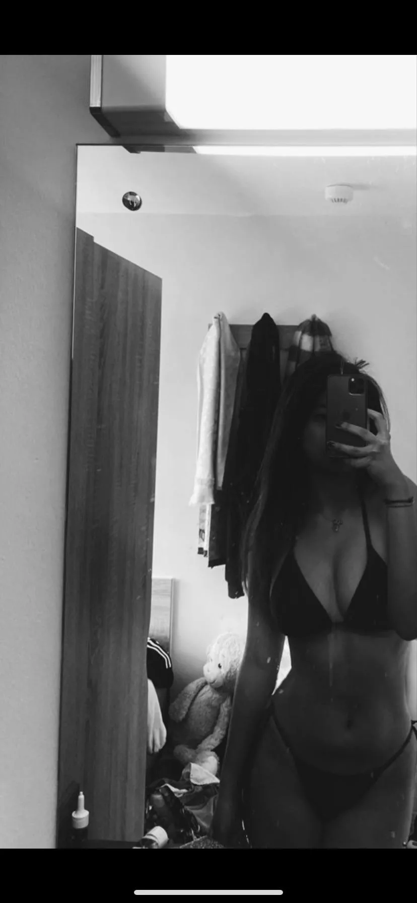 Hey babies just got new swim suits who wants to see some?🫣🫶🏻😘