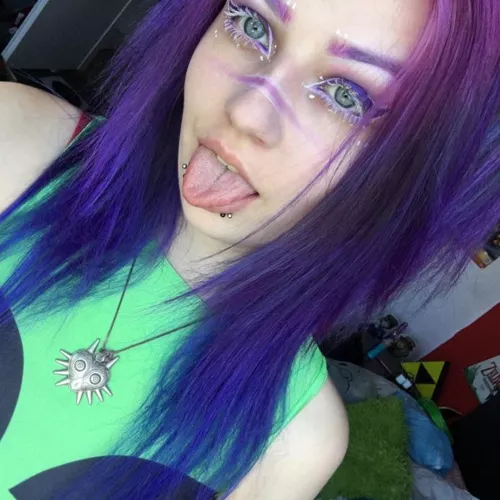 Hi 💜 just here to show you my makeup 😍💜