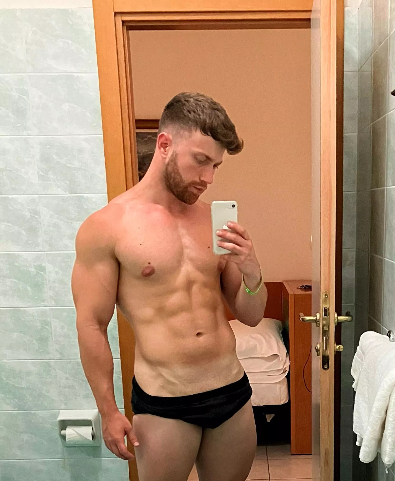 Hotel mirrors are the best