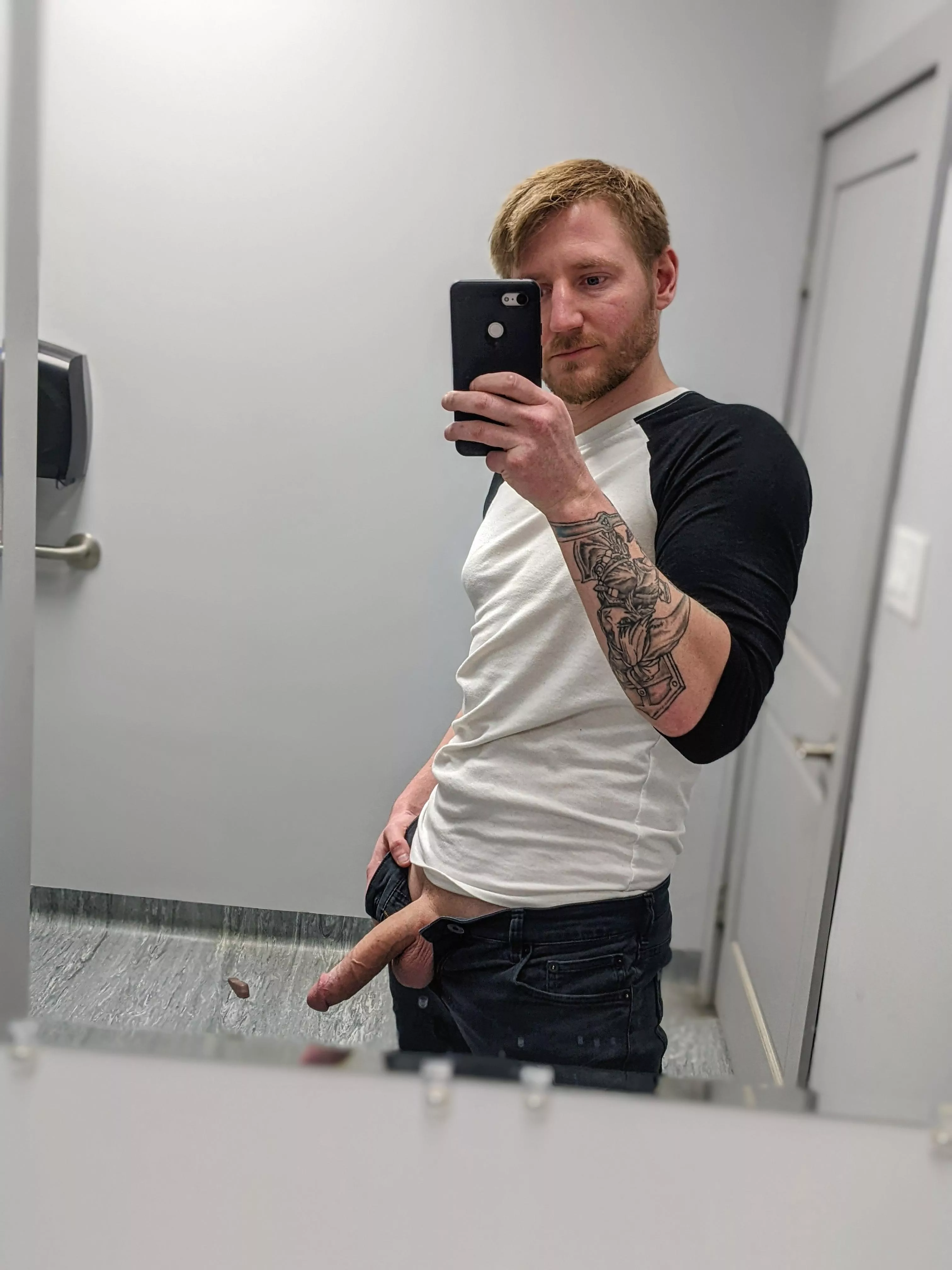 I love 3/4 sleeves they fit very nice