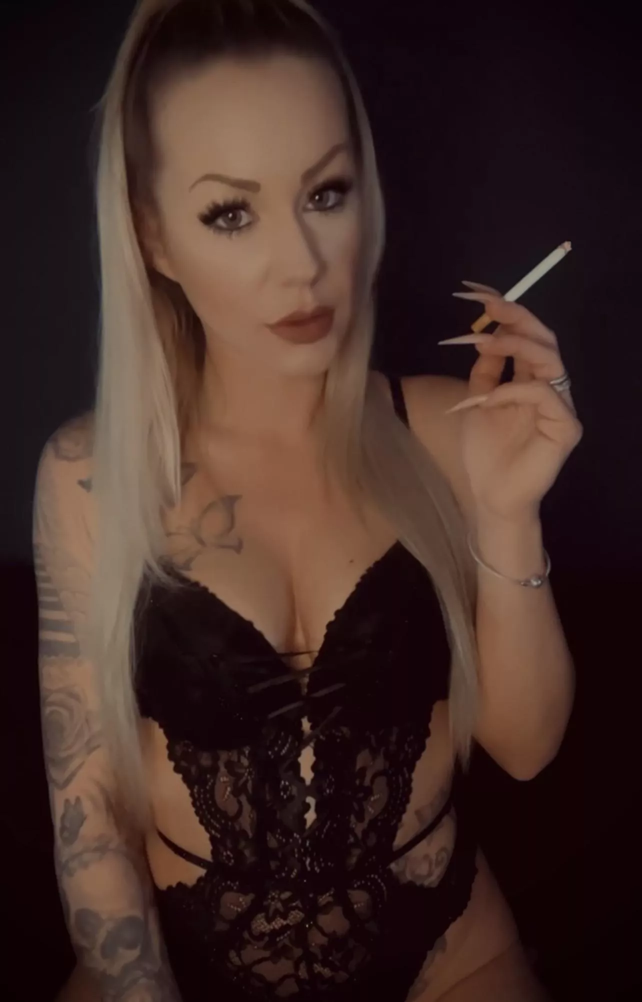 I wish you a great start into the weekend 😏😘