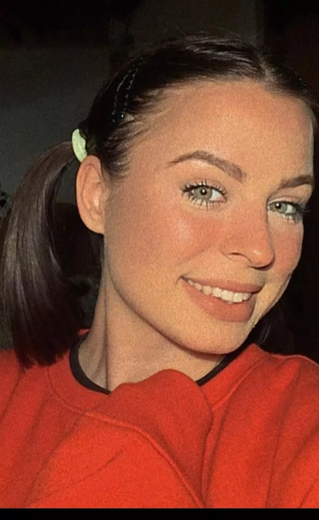 if you cumtrib this picture on video on second screen for me on snap, i will reward you her x videos, dm me or add my snap- qurruk