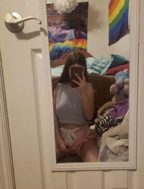 I’m a horny little girl looking for a mommy or daddy