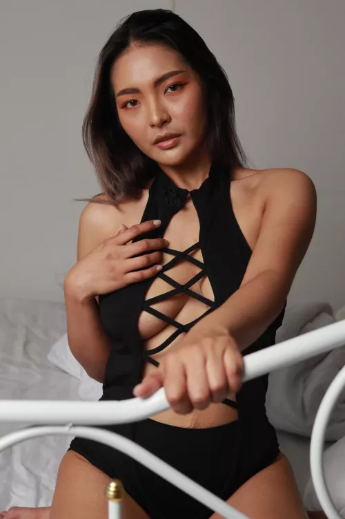 I'm a little shy but hope you will like my all-natural little body anyway