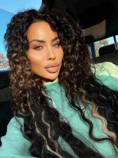 Let me convince you my puffy lips give the best blowjobs