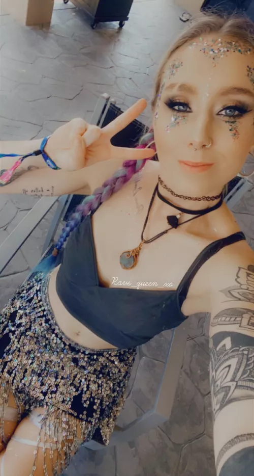 Let’s get fucked up and have some fun 🤩