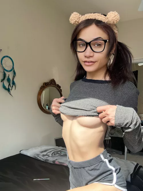 let’s get undressed together (; F(21) 💓