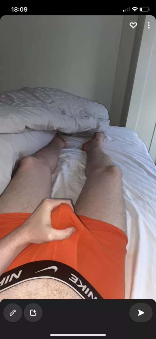 Looking for slim fit lads my age or younger for vid call. Into feet. Add me Jscot995