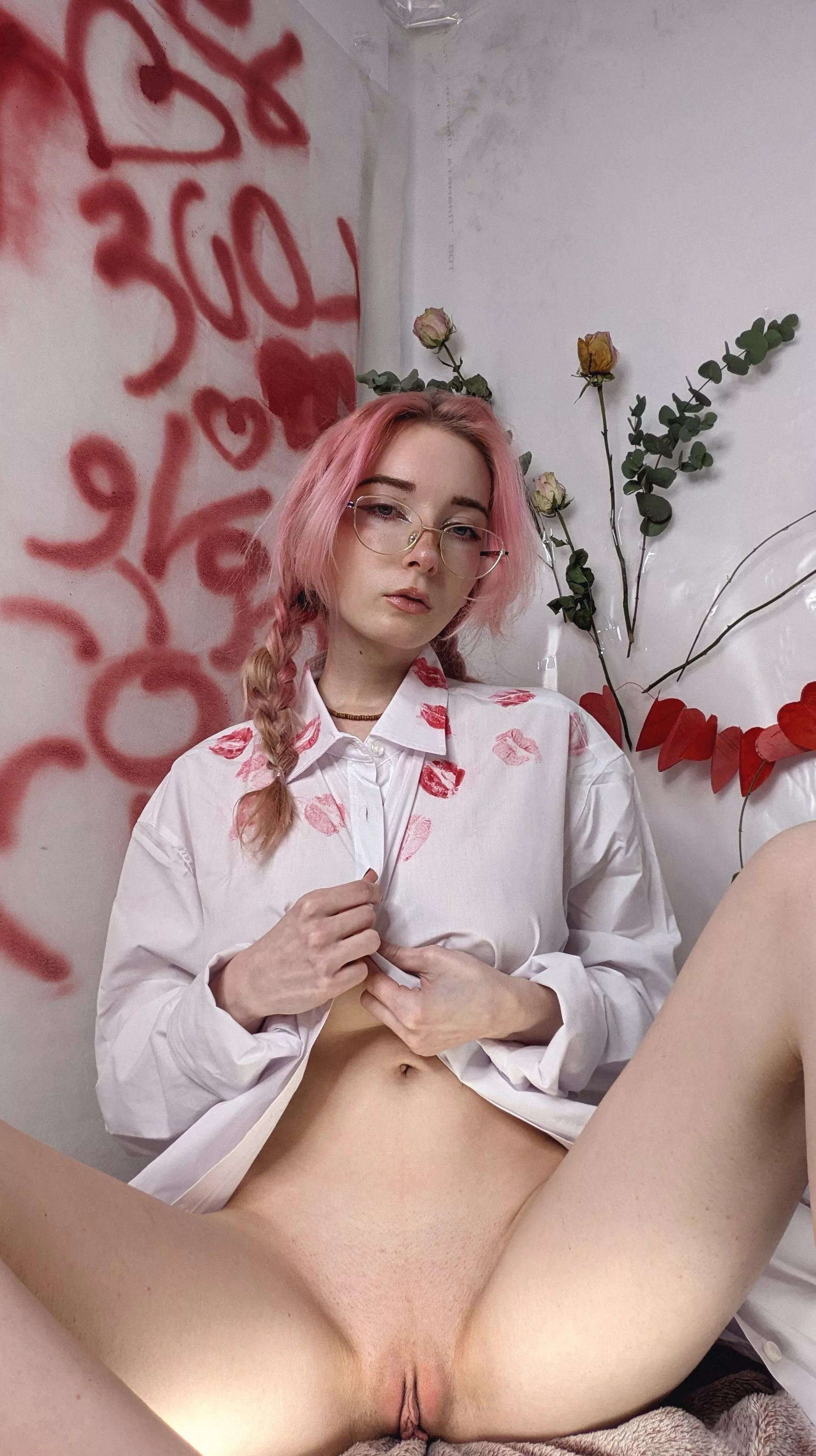 My slutty hole need your hard tool inside