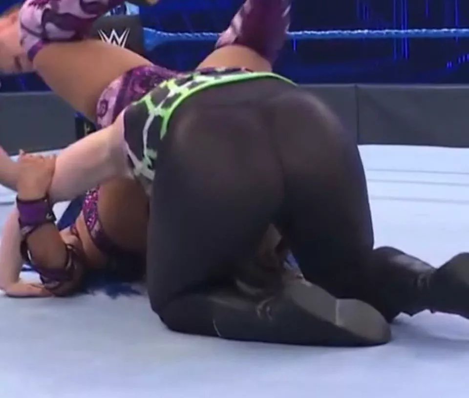 Nikki Cross