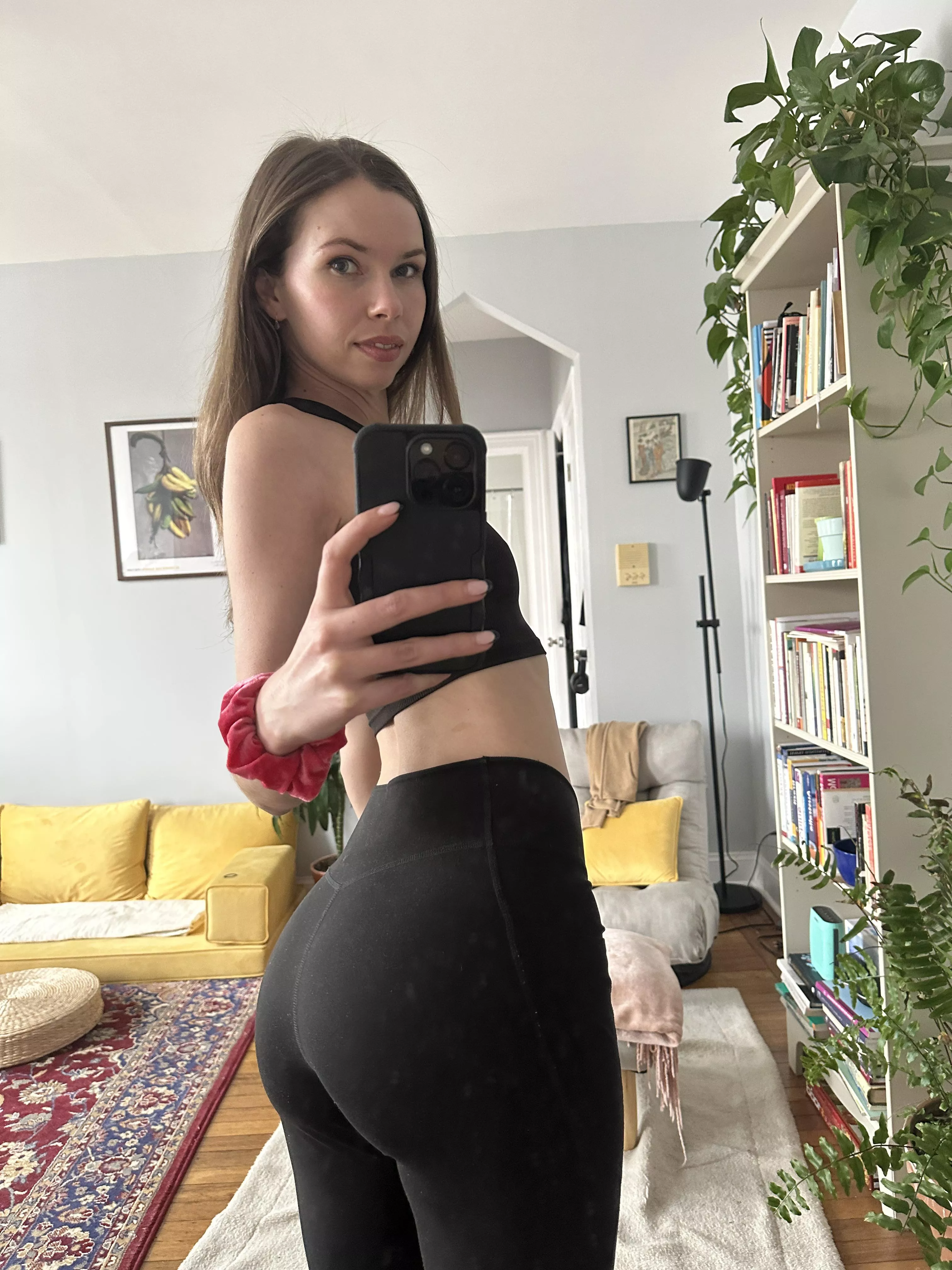 Shout out to my Lithuanian yoga girls