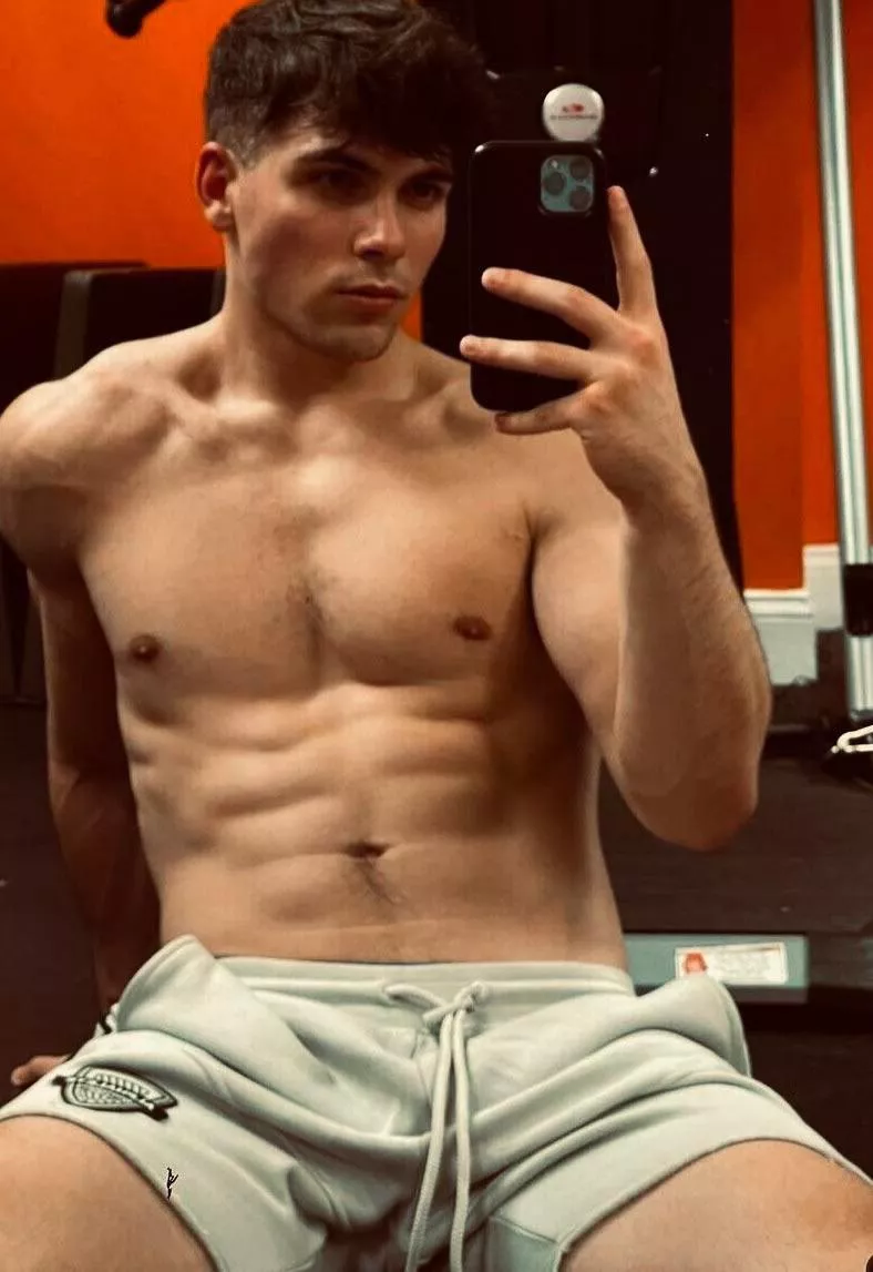 Where are my gym bunnies at? [M]