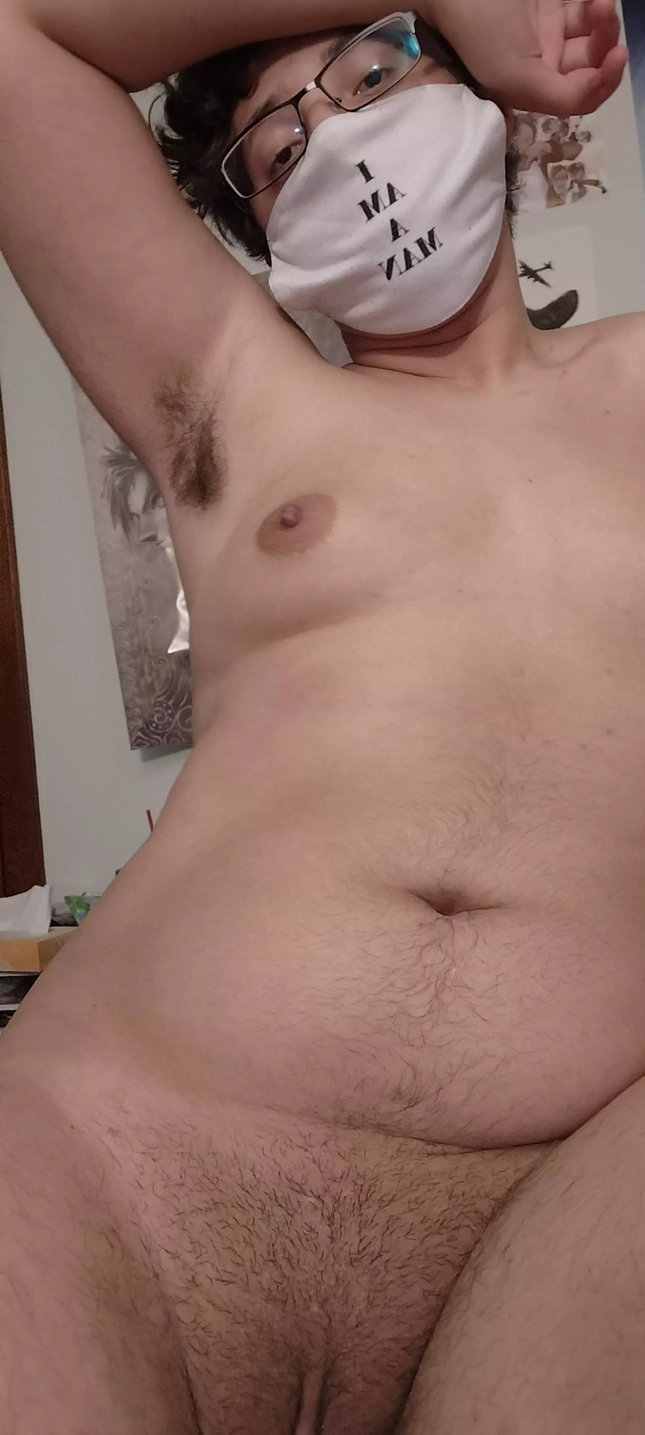 (20 he/they) never have to suck in my gut when I'm in here