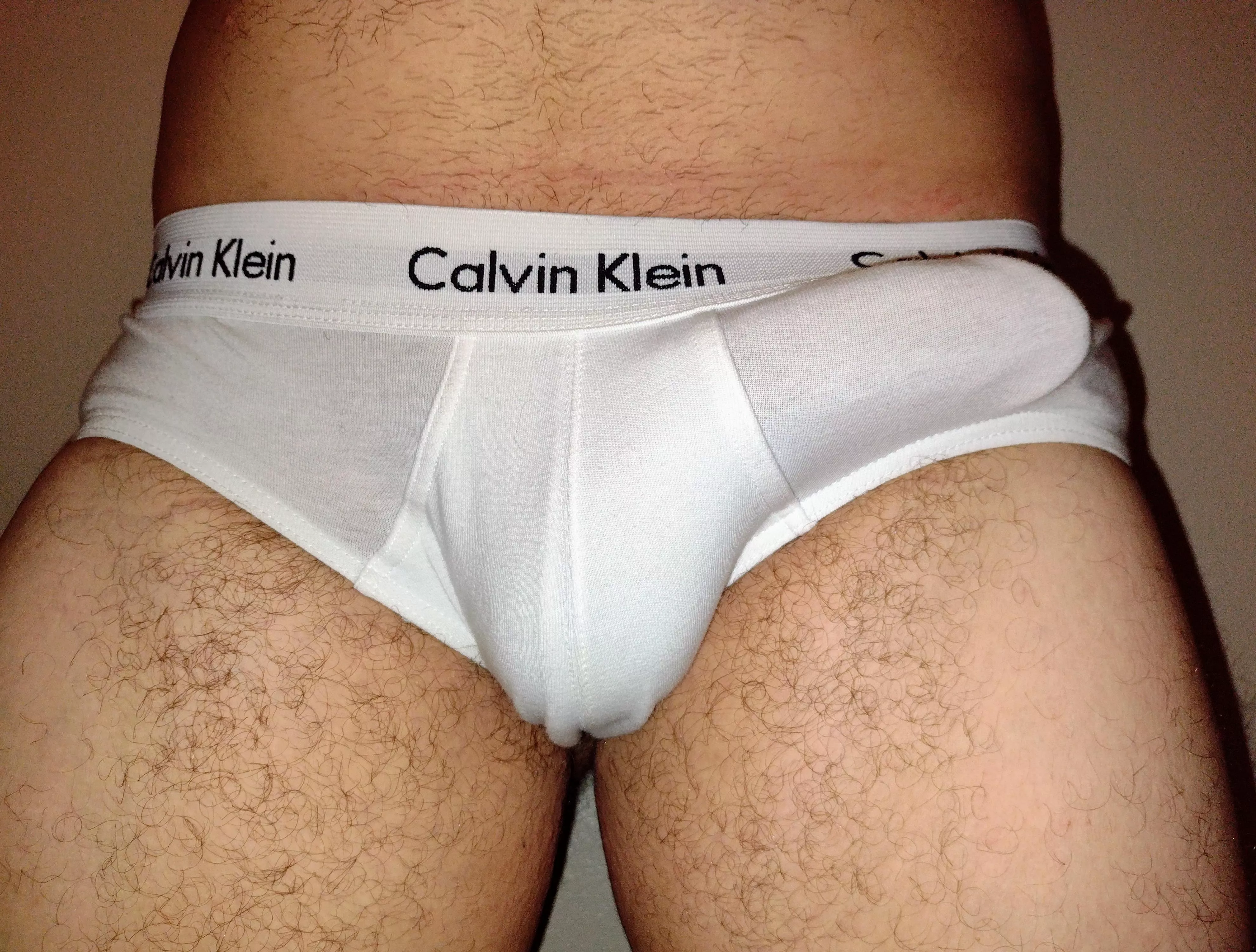 [26] I just broke up w my gf. can you help me with this bro?